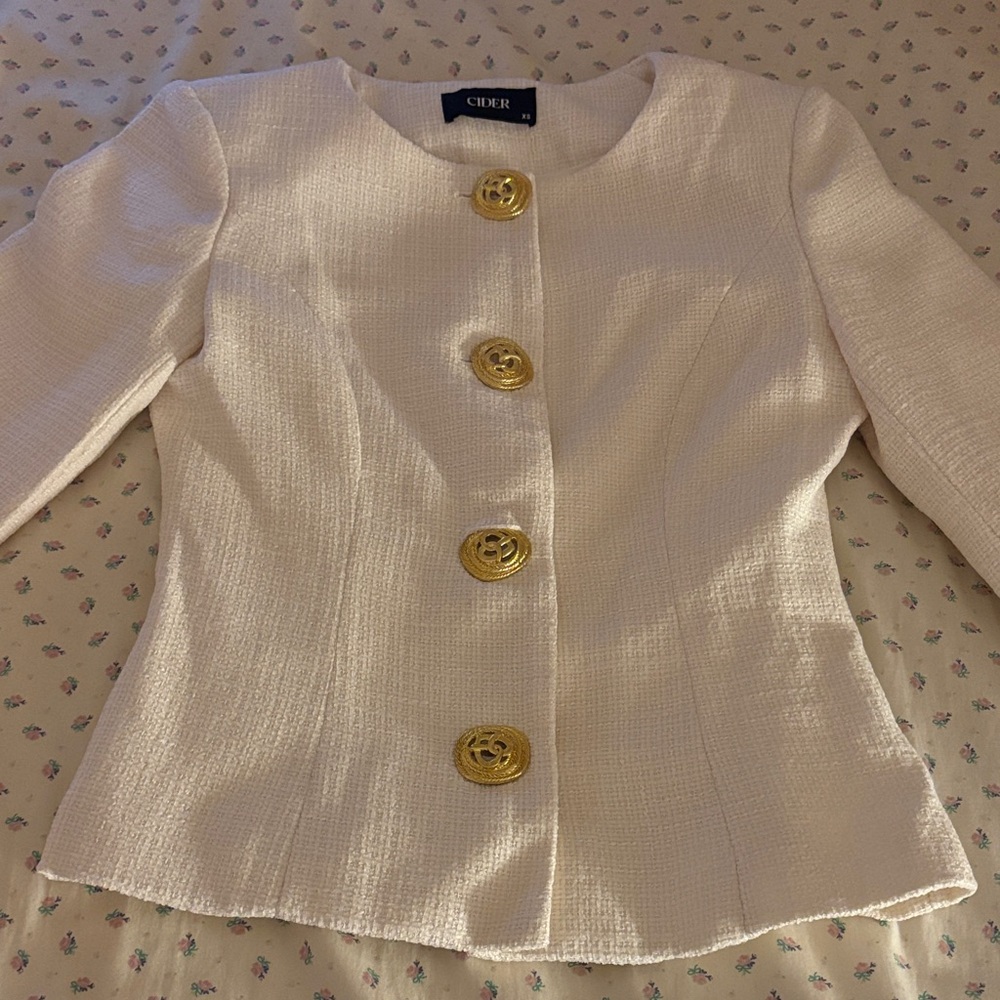 Tweed Round Neckline Solid Button Jacket